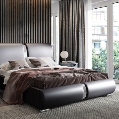 Čalúnená posteľ s chrómovými doplnkami 200x200 YVONNE - čierna ekokoža