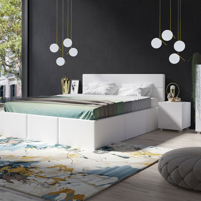 Spálňová zostava s posteľou 160x200 cm CHEMUNG - biela / lesklá biela / biela ekokoža