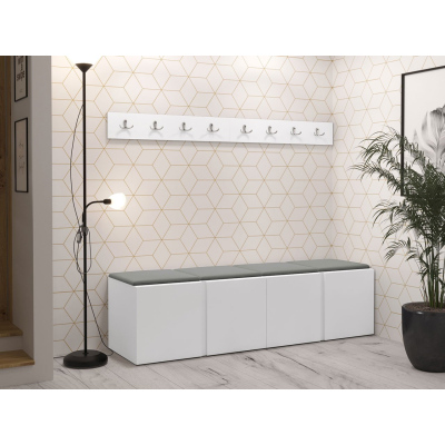 Nábytok do chodby s čalúnenými panelmi 42x42 SELAND 8 - biely / tmavo šedý