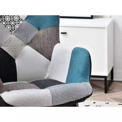 Čalúnené kreslo TIAGO - modrý patchwork / čierne