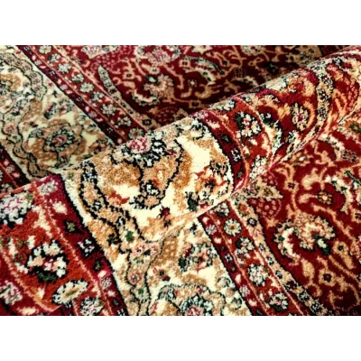 Obdĺžnikový koberec 70x140 cm LUCHO orientálny - červený