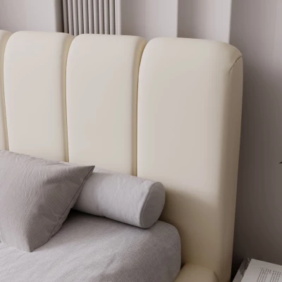 Čalúnená posteľ 140x200 FATUMATA - krémová