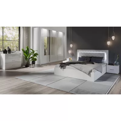 Manželská posteľ 180x200 PAMPLONA - alpská biela / lesklá biela + LED osvetlenie ZDARMA