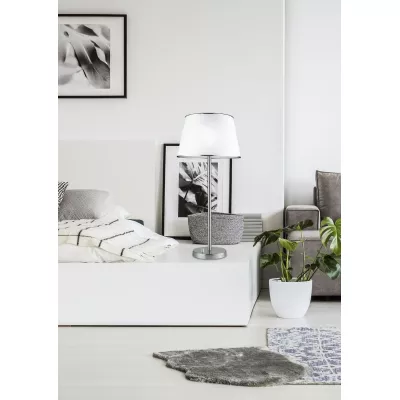 Klasická stolná lampa IBIS - 1xE14, 40W, strieborná / biela
