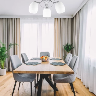 Prisadený trojramenný luster AMBA - 3xE27, 40W, chrómovaný / biely