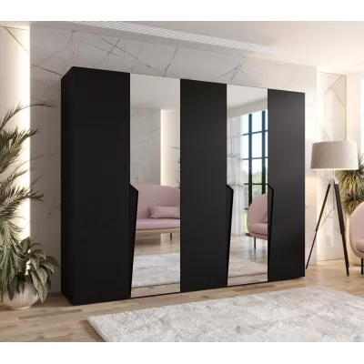 Široká šatníková skriňa 250 cm SORAYA 2 so zrkadlom - čierna / čierne úchyty