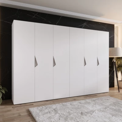 Elegantná šatníková skriňa 300 cm AMARIS 1 - biela / kašmírové úchyty