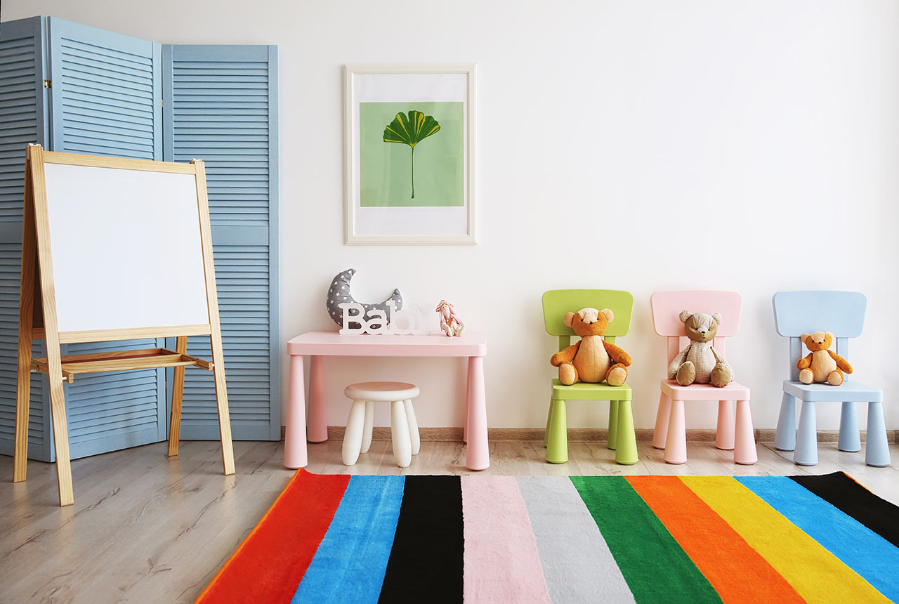 Farebný nábytok deti inšpiruje k pozitívnemu mysleniu
