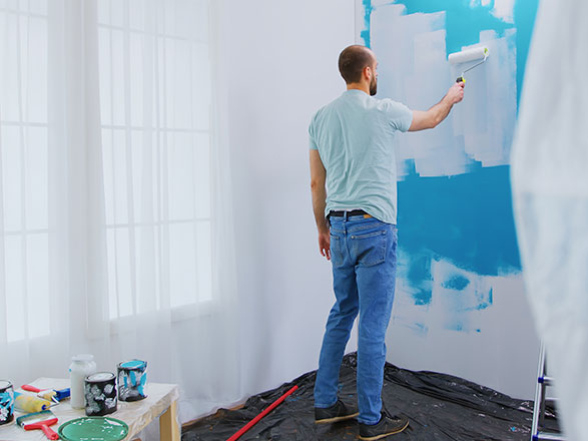 Objavte najlepší postup pri maľovaní izieb: triky a rady, ktoré uľahčia prácu