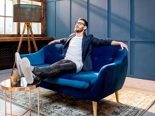 Psychológia farieb v obývačke: Čo o vás prezradí farba sedačky?